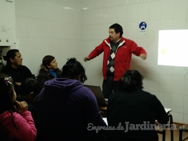 Capacitación ambiental organizaciones y colegios en general